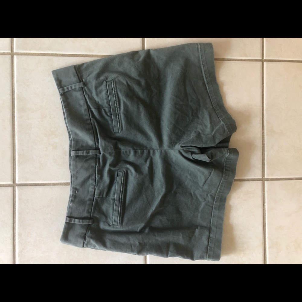 Loft Riviera Short - Picture 3 of 7